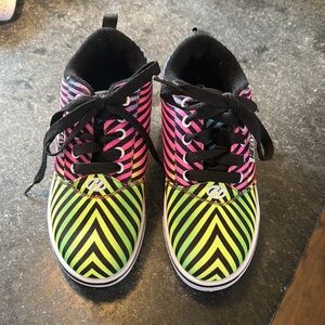 Like New Heely Sneakers